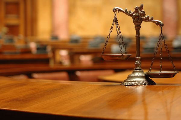Адвокат по корпоративным спорам